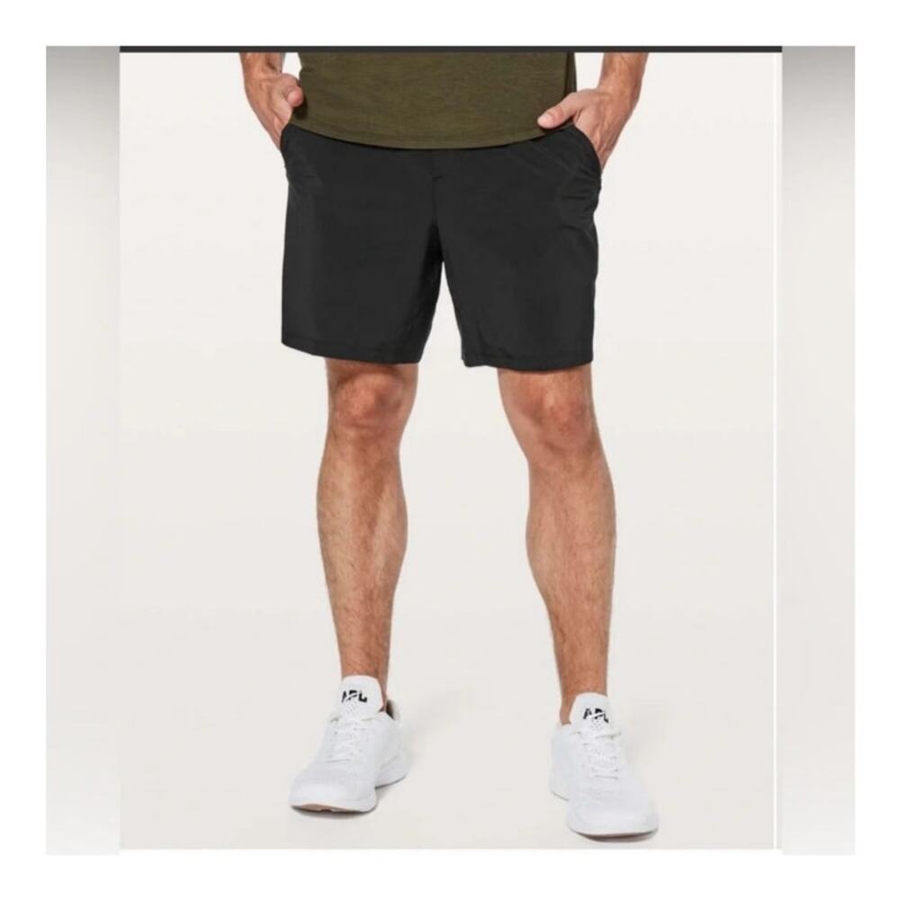 Lululemon Pace Breaker Linerless Shorts size Small